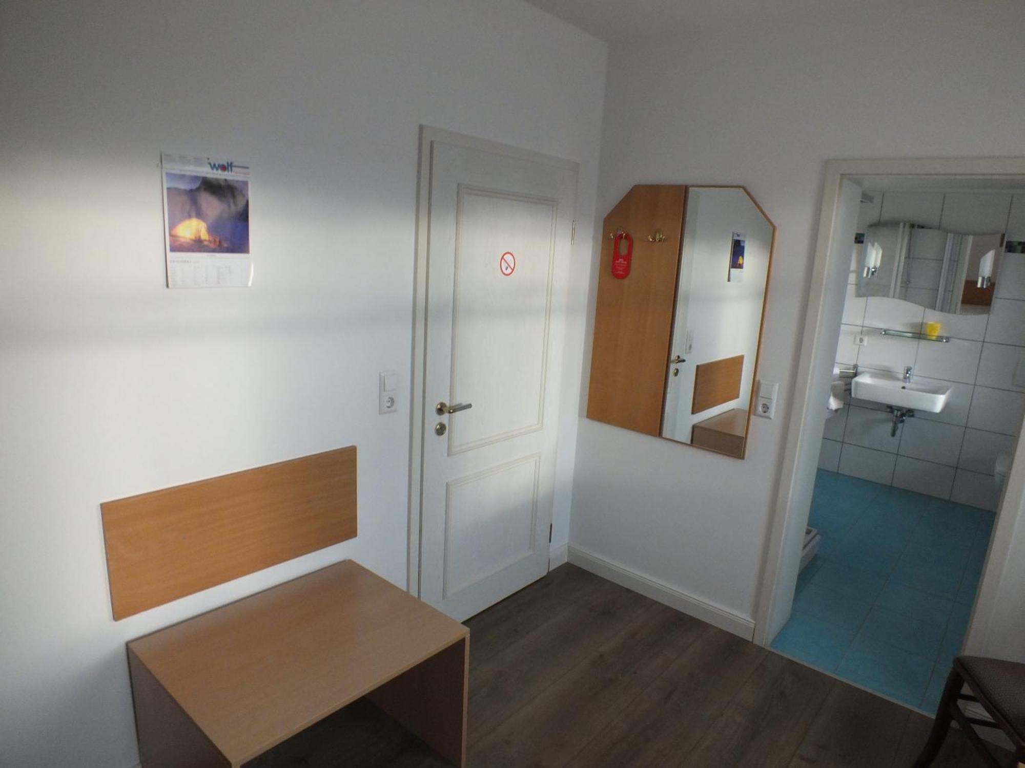 Pension Hinz&Kunz Weimar  Zimmer foto